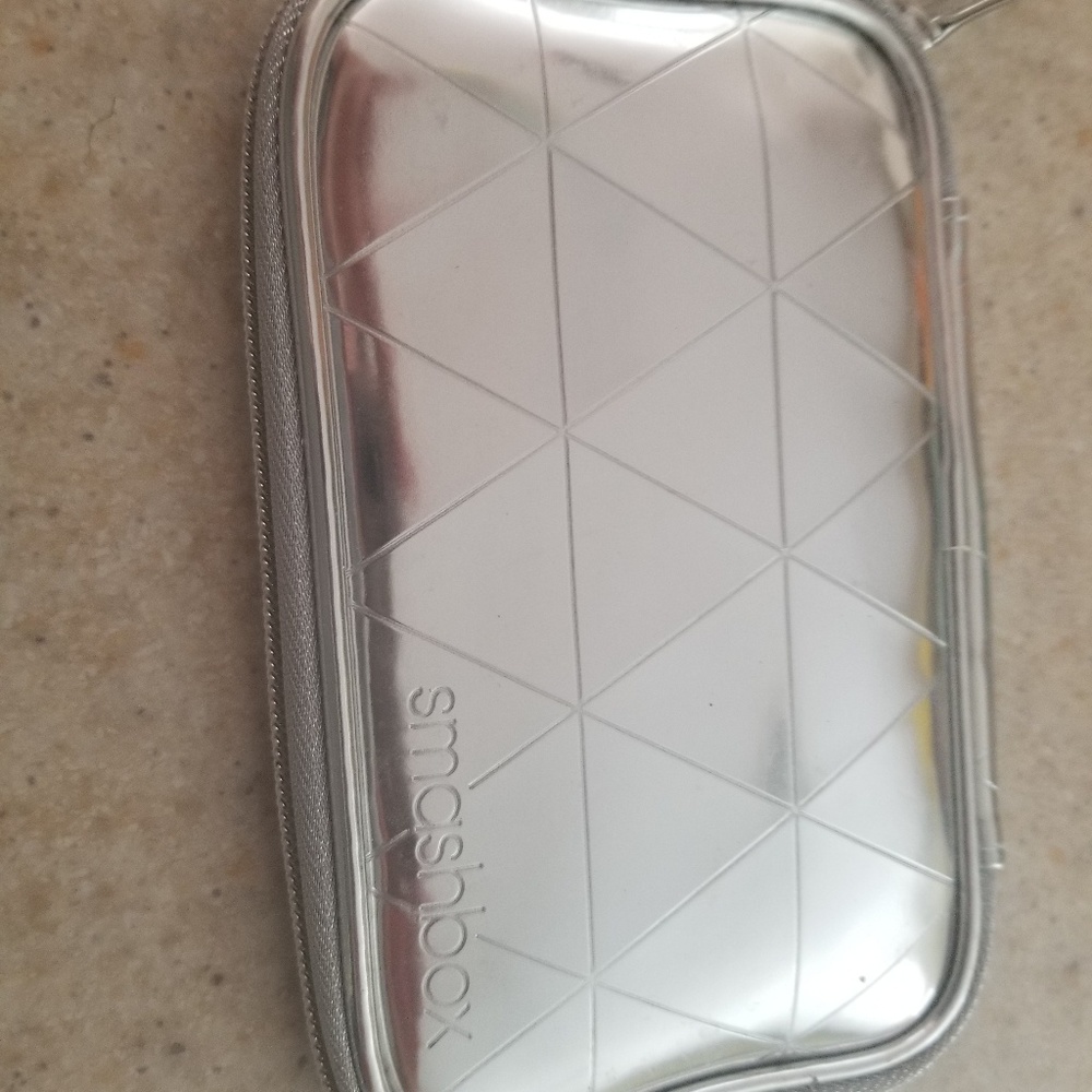 Smashbox Travel Case, Lipglosses and Eyeshadow